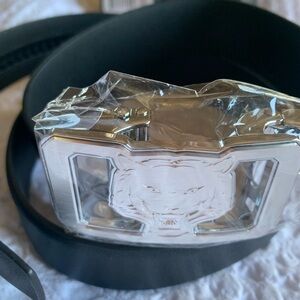 Barocco Black Leather Flat Belt with Silver Lion Auto Buckle
